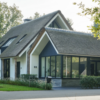NIEUWBOUW WOONHUIS MET RECEPTIE